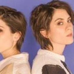 Happiest Season - Make You Mine This Season Chords by Soundtracks 🎦