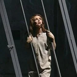 Notre Dame De Paris - Les Oiseaux Quon Met En Cage Chords by Soundtracks 🎦