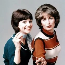 Laverne And Shirley - I'm In Love With Laverne Aka I Love Laverne Chords by TV Soundtracks 📺