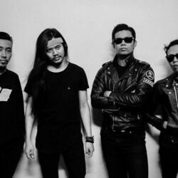 I Love You Silly - Hujan Chords by Television Music