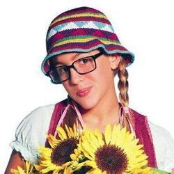 Patito Feo - Y Ahora Que Bass Tab by Television Music
