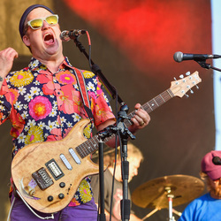 Transmitting Receiving Chords by Modest Mouse