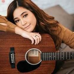 Ikaw At Ako Ukulele Chords by Moira Dela Torre