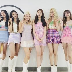 Hug Me Tabs by MOMOLAND