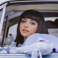 Algo Es Mejor Chords by Mon Laferte