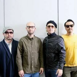 When She Loved Me Chords by Monkey Majik