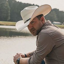 Hearing Things Chords by Justin Moore
