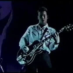 Loop Live Bass Tab by Morrissey