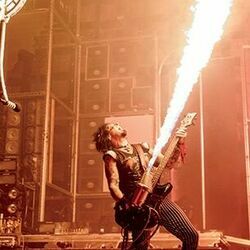 Rock Em Dead Tabs by Mötley Crüe
