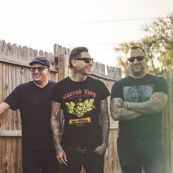 It's Undeniable Chords by MxPx