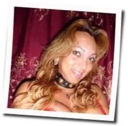 A Ele A Honra Chords by Nara Hellen