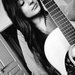 Medicina Chords by Natalia Lacunza (eilan Bay)