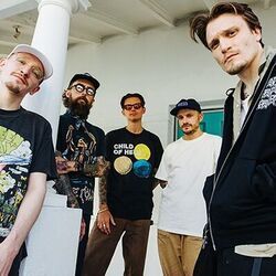 Sort Yourself Out Chords by Neck Deep
