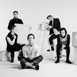 Rip My Youth Chords by The Neighbourhood
