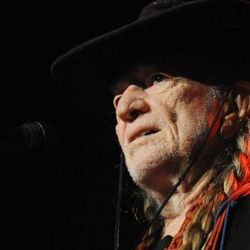 Beer For My Horses by Willie Nelson