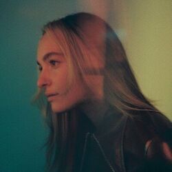 Somebodys Daughter Chords by Néomí