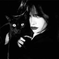 Black Haired Madonna Chords by Nessa Barrett