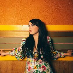 How I Live Chords by Nessa Lea