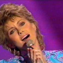 Make A Move On Me Chords by Olivia Newton-John