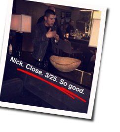 Close  Chords by Nick Jonas