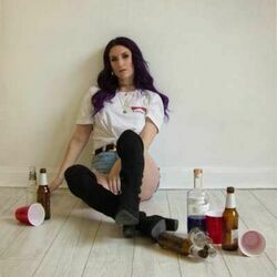Last Ones Up Chords by Nicole Rayy