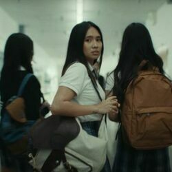 High School In Jakarta Chords by Niki (Nicole Zefanya)