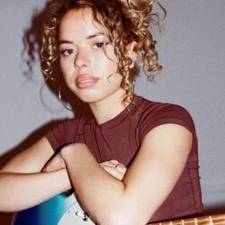 Like I Say I Runaway Chords by Nilüfer Yanya