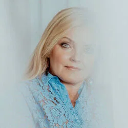 Elämän Syliin Chords by Nina Tapio