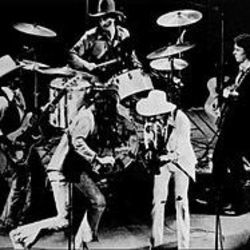 Mother Earth Provides For Me Chords by Nitty Gritty Dirt Band