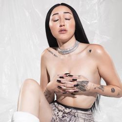 Young And Sad  Chords by Noah Cyrus