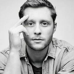 Left Behind Live Chords by Noah Reid