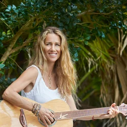 Here Comes Your Man Chords by Heather Nova