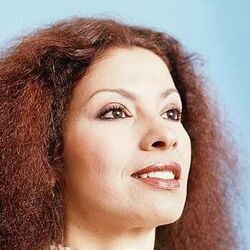 Clara Nunes chords for Você passa eu acho graça