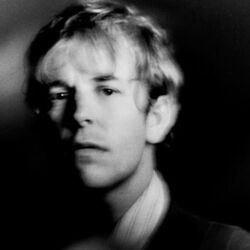 Don't Cry Put Your Head On My Shoulder Chords by Tom Odell