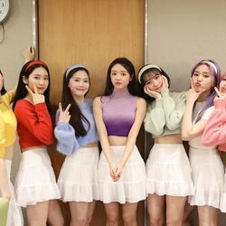 Dolphin Tab by OH MY GIRL