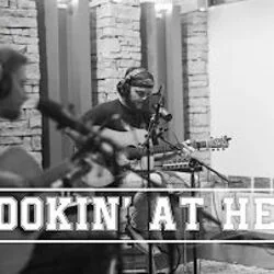 Lookin At Her Chords by Old Hickory