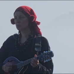 поколение на коленях by ольга арефьева и ковчег