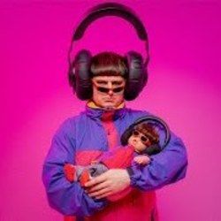 Let Me Down Ukulele by Oliver Tree