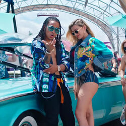 Única Chords by Ozuna
