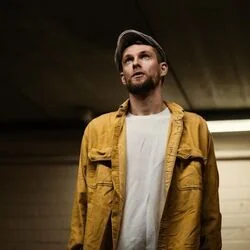 Meet Me At The Record Store Chords by Pa Sheehy