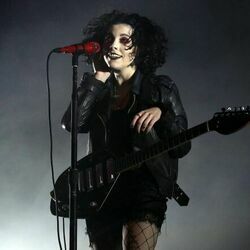 Reasons To Live Chords by Pale Waves