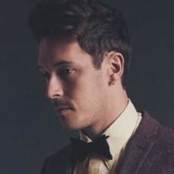 Under The Tree Chords by Sam Palladio