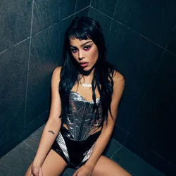 1trago Chords by Danna Paola