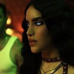 Aún Te Quiero Chords by Danna Paola