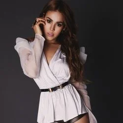 De Aquí Para Allá Chords by Danna Paola