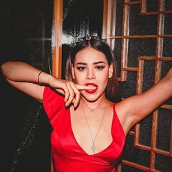 Dos Extraños Chords by Danna Paola