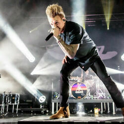 Cut The Line Chords by Papa Roach