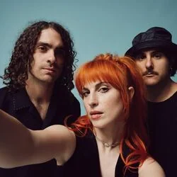 Figure 8 Remix Chords by Paramore