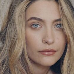 The Runner Chords by Paris Jackson