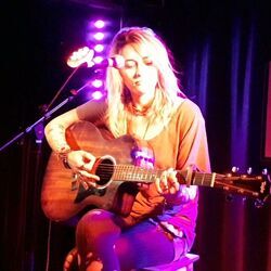 Yellow Bird Acoustic Live Chords by Paris Jackson